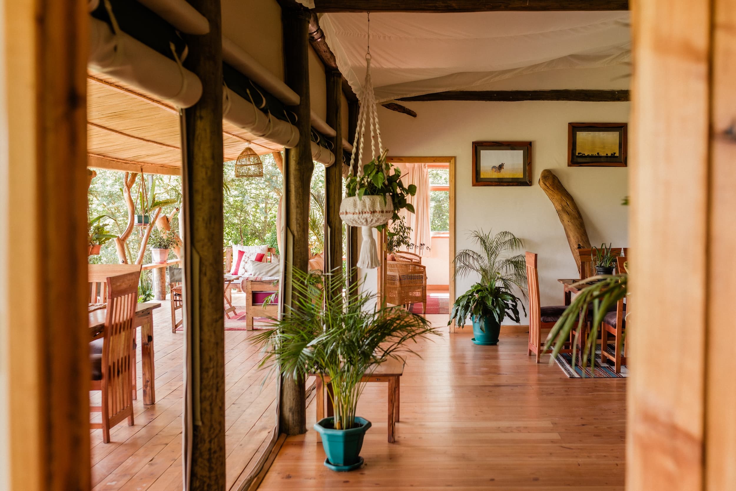 Two bedroom cottage lounge